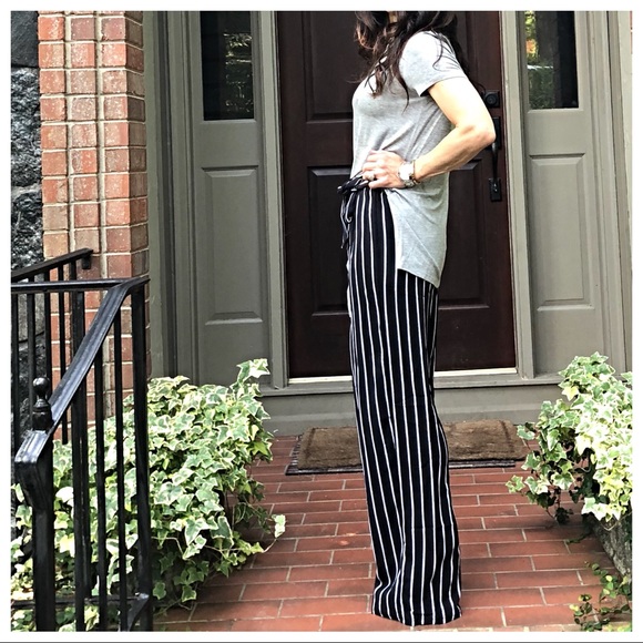 ✨LAST ONE ✨Wide leg belted striped pants - Picture 5 of 7